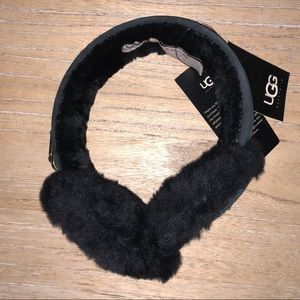 Women UGG double U women’s earmuffs